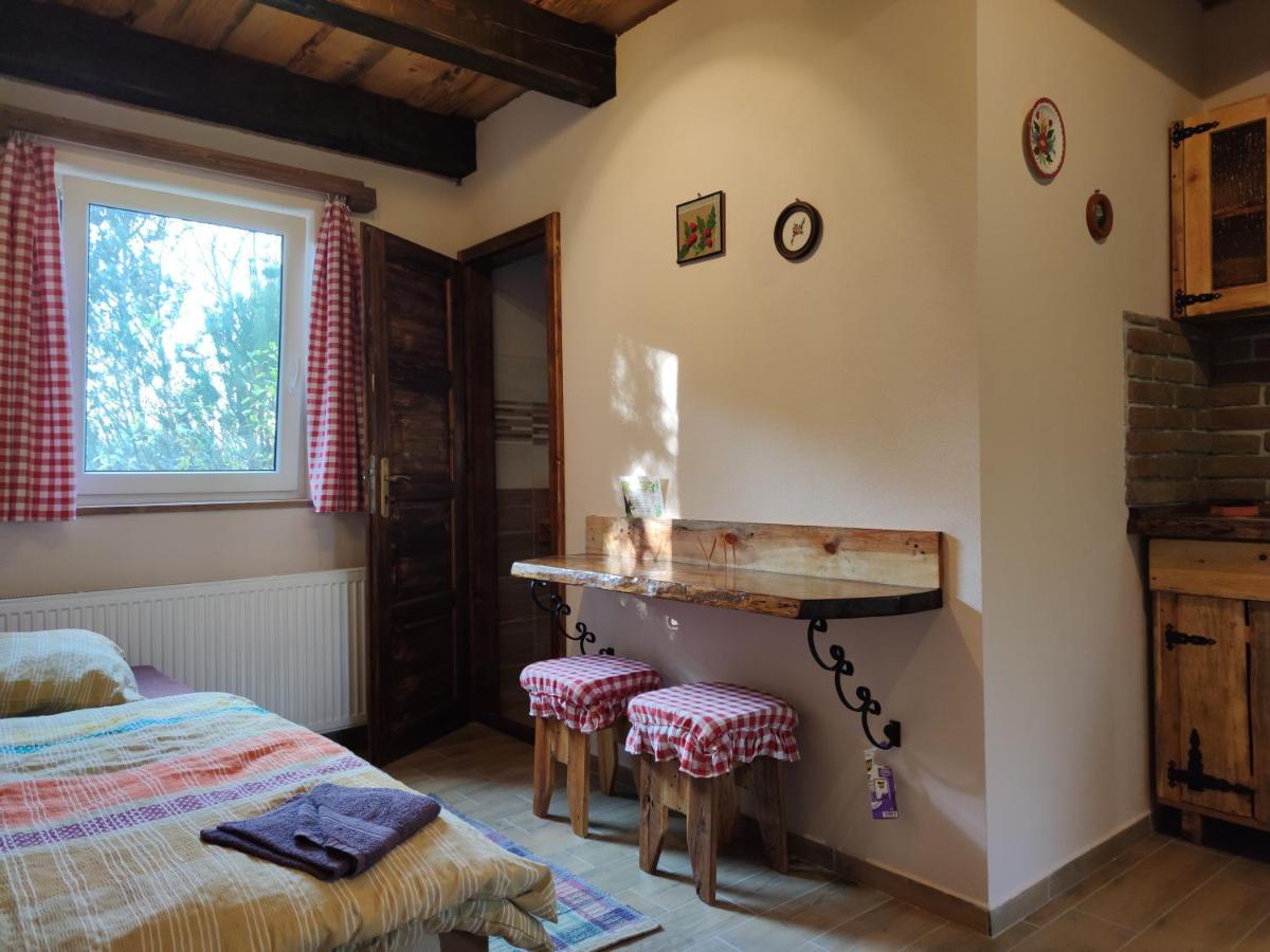 Andras Penzion Krásnohorské Podhradie Buitenkant foto