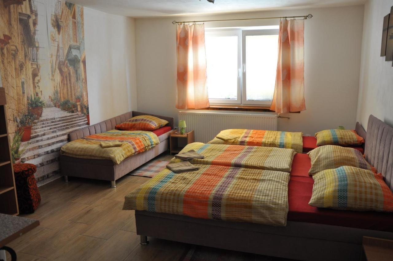 Andras Penzion Krásnohorské Podhradie Buitenkant foto